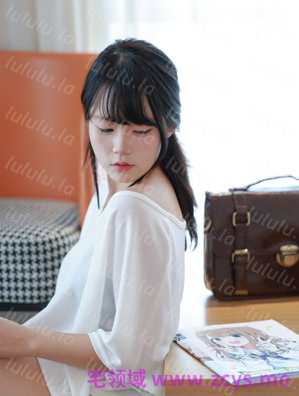 IMZSOCK爱美足 – 瀚瀚 – 性感热裤棉袜裸足 【212P1V1.2G】 预览图 1