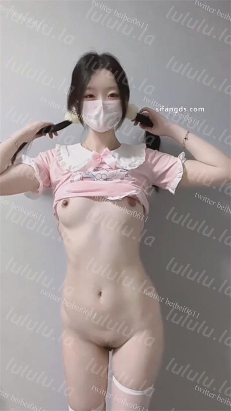 ❣️推荐❣️颜值嫩妹【全豆沙丸】二次元嫩妹，好身材大长腿，粉奶粉穴，裸舞诱惑，大尺度掰逼展示【93V】【681M】 预览图 3