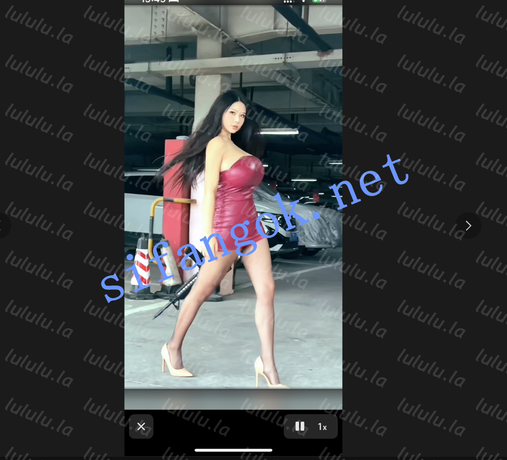 【抖音巨乳】大漂亮 成都杨玉环 露脸漏点一对一露点福利【5V】【190M】 预览图 2