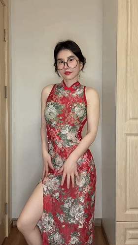 風騷熟女【桔梗】激情豔舞魅惑，口交金主，自慰肛塞，新娘裝刺激誘惑 45V 867.5MB 预览图 7