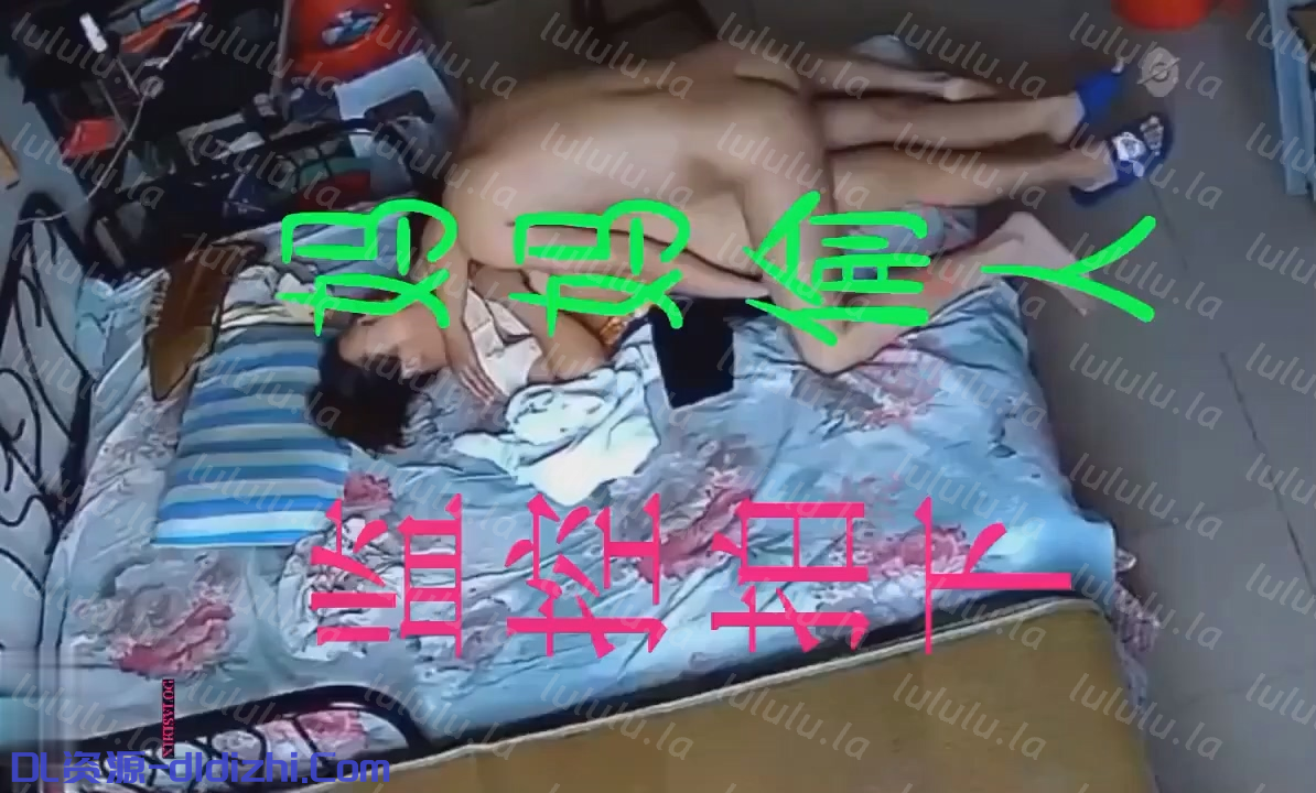 【家庭攝像頭偷拍】❤️兒子裝監控意外拍到媽媽偷人和隔壁老王嘿呦 231.7MB