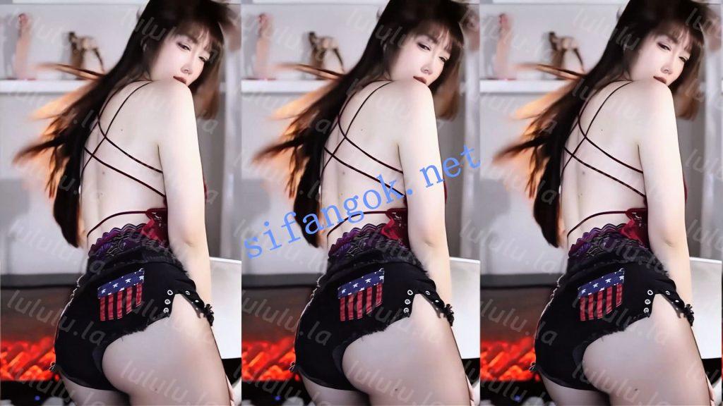 【斗鱼】宅大剩 肥美主播擦边骚舞精选8V，三角短裤漏内【8V】【1.34G】 预览图 12