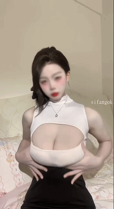 【抖音福利】巨乳大奶御姐【霉烦恼】抖巨奶骚舞诱惑【20V】【59M】 预览图 5