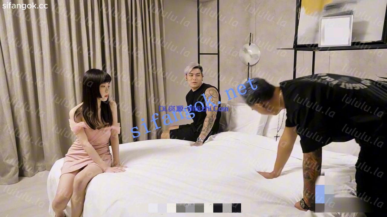 尤莉-帶兄弟約女孩在朋友睡覺的床上大膽做愛 1.16GB 预览图 1
