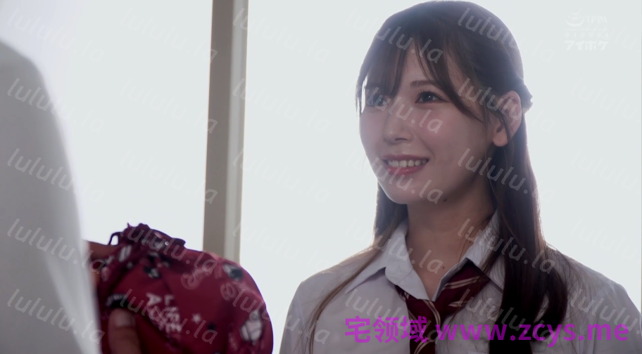 放学后我在一家情趣旅馆遇到的失格老师_我和一个和我女儿一样大的学生沉浸在淫荡的性爱中_明里䌷【2.93g】 预览图 2