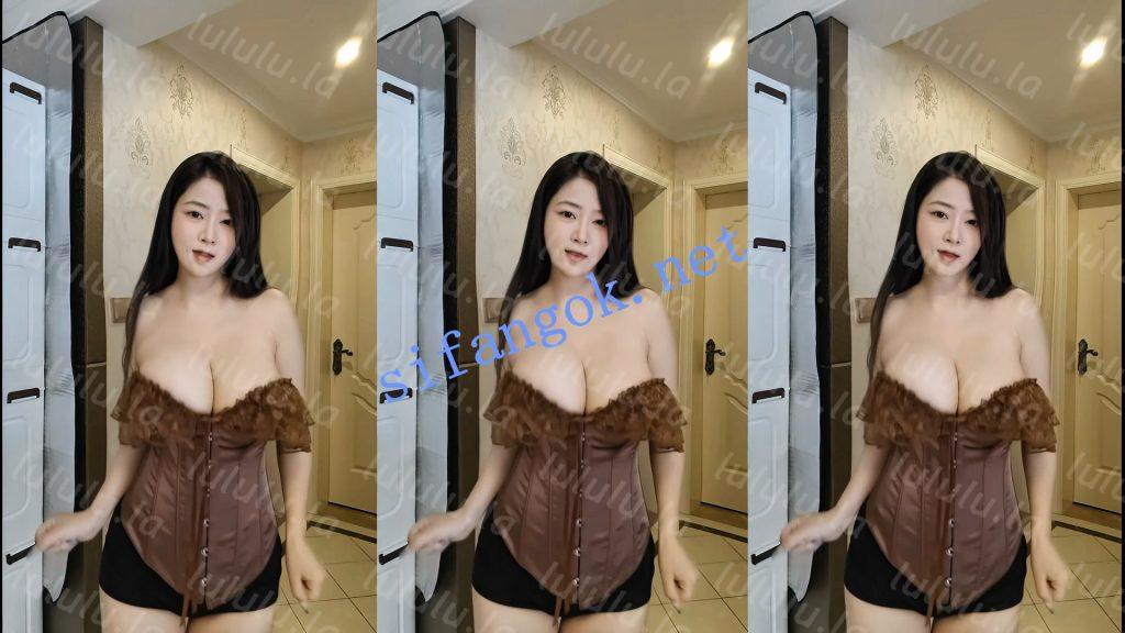 【抖音】成都朵朵 80万粉丝网红主播，H杯巨乳诱惑第2发【11V】【287M】 预览图 14
