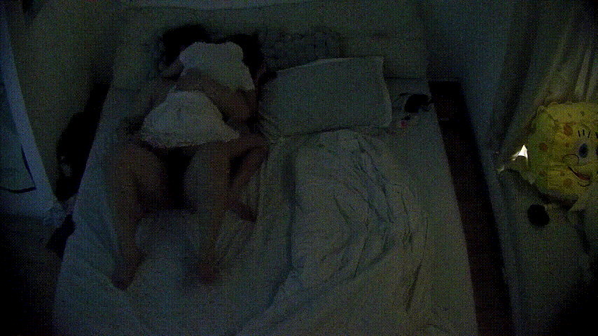 情趣酒店 6-23 很漂亮的小美女 又被一個胖子給操了 幾個小時裏連操了好幾次 喜歡把小美女放在上面頂 2.15GB 预览图 3