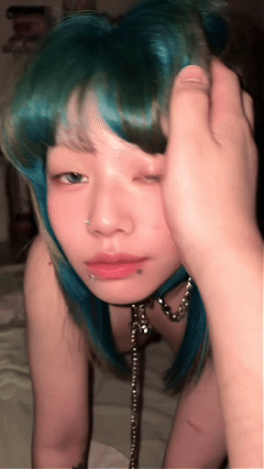 推特精神小妹 白龙 SVIP福利裸舞自慰 顶级嫩妹 疯狂后入啪【66V28P】【1.85G】 预览图 17