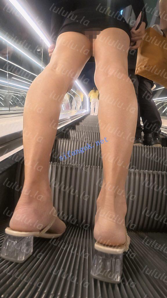 『D·D』-233-黑超短包臀，长腿女郎打卡景点，白内 预览图 5