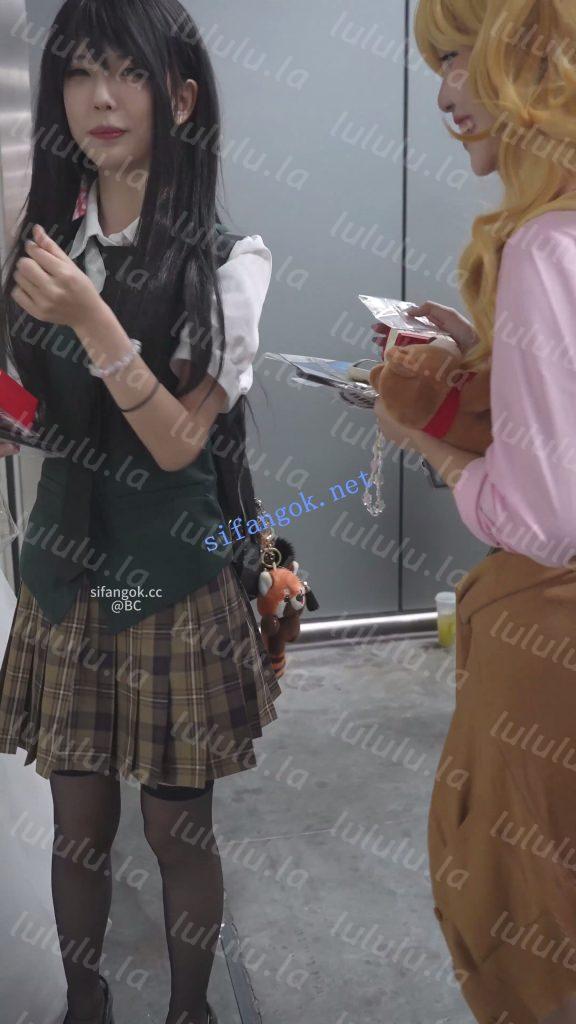 (BC-SSS-118)⭐柚子芽衣cos姐妹..半蹲被CD..一起蹲下露内裤给… 预览图 2