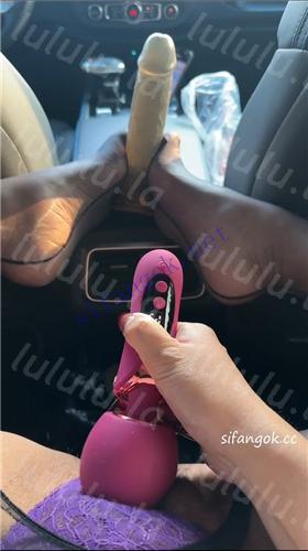 快手主播 撕后刑ss 撕姨 轻熟黑丝美腿 长时自慰啪啪 定制二【10V】【2.15G】 预览图 2