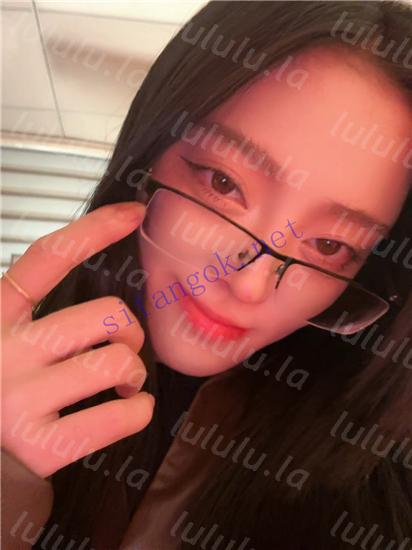 抖音超美主播 金克丝.玖伍六 情趣露毛诱惑 双女互捏大福利【12V】【2.71G】 预览图 19