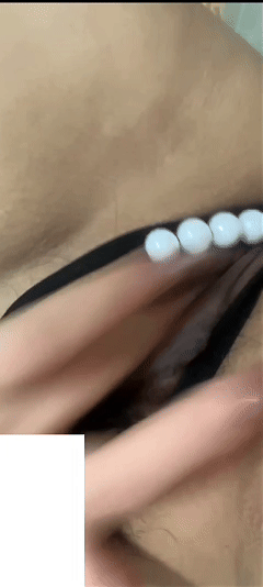 快手 抖音福利 七颜 静心 熟女顶B裸舞1v1 掰穴自慰热辣起飞【24V】【1.52G】 预览图 14
