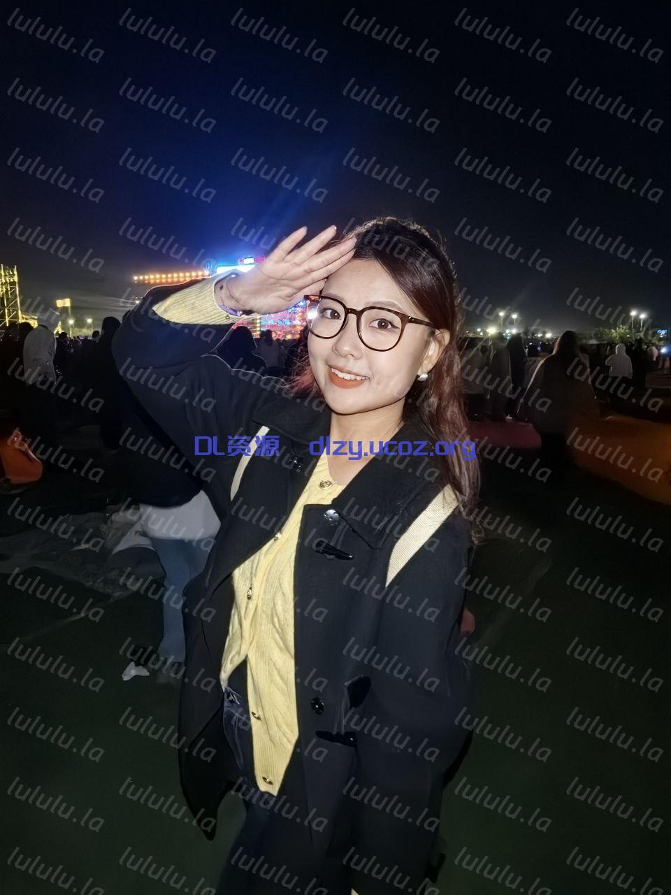 【極品洩密】江西少婦偷情，反差高顔露臉姐姐私下玩3P，舔肛毒龍口交性愛啪啪流出（完美露臉4V+6P） 318.7MB 预览图 4