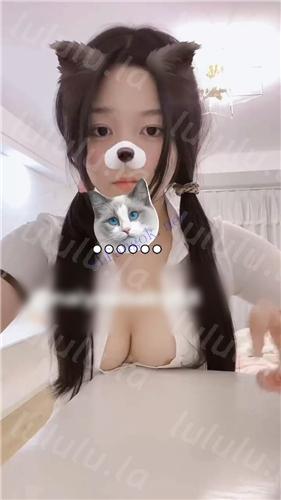 推特大奶萌妹 奶油 VIP合集裸舞自慰 反差抖音风 粉润无敌【241V412P】【1.14G】 预览图 4