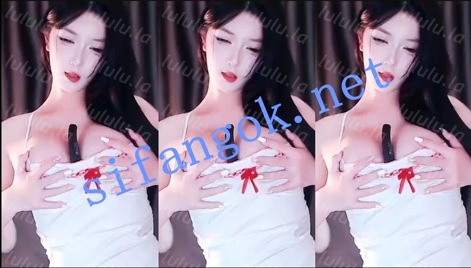 【虎牙】迪丽热依 万元定制 脱衣舞 撕丝袜 全裸裸舞 1V【1V】【288M】 预览图 3