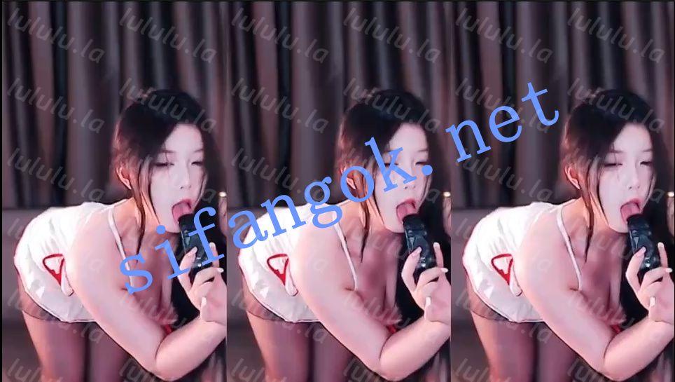【虎牙】迪丽热依 万元定制 脱衣舞 撕丝袜 全裸裸舞 1V【1V】【288M】 预览图 8