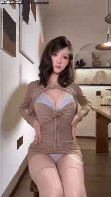 【抖音 微博 星之迟迟】超美巨乳长腿女神 无能的妻子 很顶【1V102P】【1.79G】 预览图 7