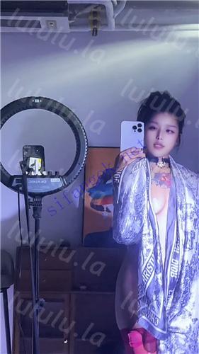 抖音超美纹身妹 妮娜 火火 露点福利 高级网红脸反差诱惑【74V】【638M】 预览图 32