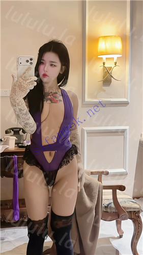 抖音超美纹身妹 妮娜 火火 露点福利 高级网红脸反差诱惑【74V】【638M】 预览图 6