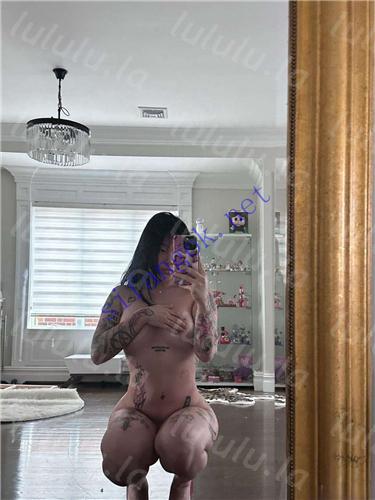 抖音符文小妹 缺 欧范大屁股超弹裸舞 对镜诱惑电臀福利【19V40P】【169M】 预览图 4