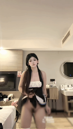 推特新晋甜妹福利姬 妲你小己己 定制裸舞可爱反差 Q弹顶飞【20V】【719M】 预览图 11