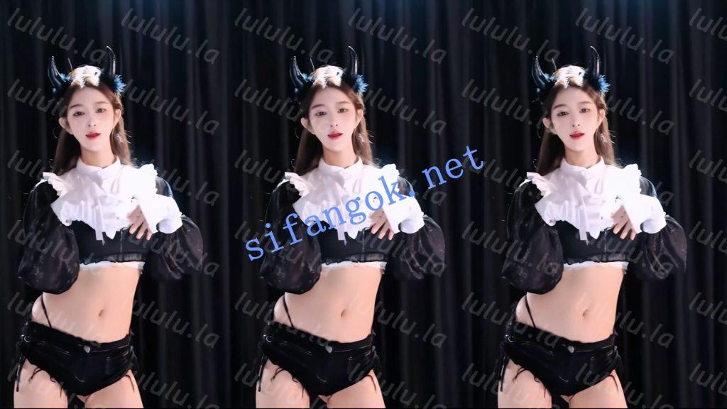 【斗鱼】UU薄荷理 人气美女主播漏内骚舞精选9V，7月上新【9V】【1.72G】 预览图 18