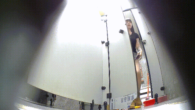 精品廁拍，商場女廁針孔全景後位真實偷拍超多美女小姐姐方便，同步露臉全身 1.87GB