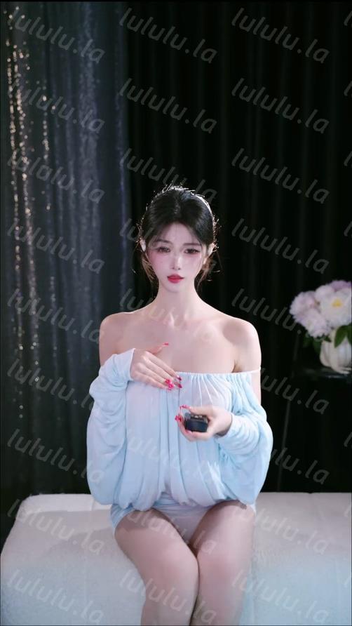【来秀】善雅 甜妹er 严打中… 该擦还得擦 露背 2+1v #11 #6【3V】【223M】 预览图 3
