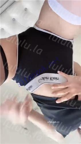 快手抖音 贵州眉眉 栗栗鼠 金条 灭绝师妹 小涵 自慰舞福利【34V5P】【355M】 预览图 13