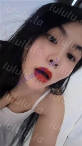 抖音200w粉 R9999 172大长腿自拍自慰裸秀 金主啪啪超反差二弹【117V】【1.71G】 预览图 39