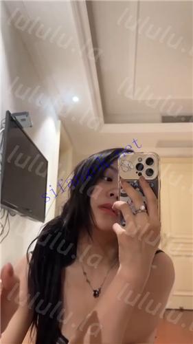 抖音200w粉 R9999 172大长腿自拍自慰裸秀 金主啪啪超反差二弹【117V】【1.71G】 预览图 25
