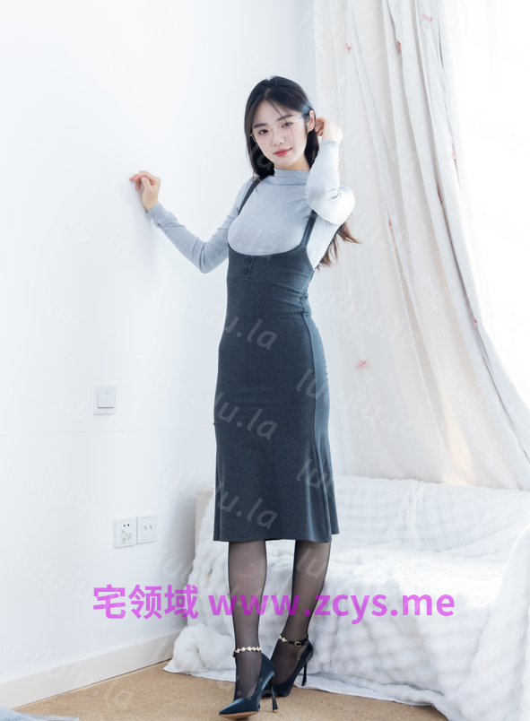 物恋传媒 NO.2713 青提 – 高跟鞋、薄黑丝 【155P1V3.98G】 预览图 2