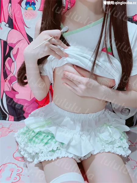 宅小咪-性器官科普小课堂~~双马尾萝莉贴镜头讲解小穴… [1V/1.14G] 预览图 3