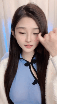【花椒绝版颜值精选25.8月合集】各大网红美女走光 擦边整活 预览图 7