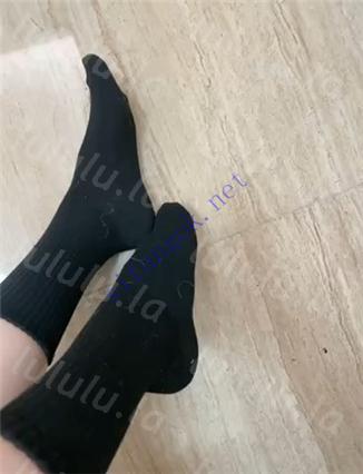 易直播（足迹） 一只嘟嘟 丝足福利大尺自慰骚叫精品合集 预览图 3