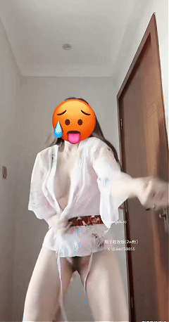 推特裸舞福利姬 刚子 26八月VIP劲爆裸舞 掰穴抖奶顶B起飞了 预览图 13