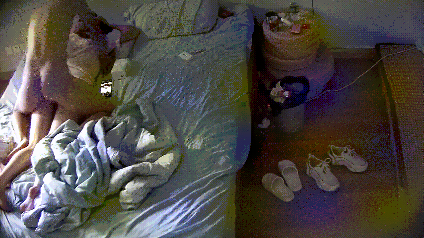 公寓酒店 7-25 住了一個月的野鴛鴦 時常還是會打一炮 禦姐最好看的就是大屁股 後入的時候太爽了 肥逼包裹緊實 1.68GB 预览图 3