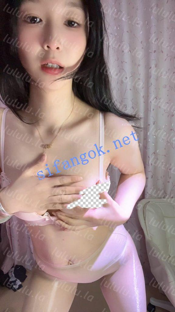 抖音网红♐甜美骚御姐妲己 高价大尺度露脸自慰 丝控福利 预览图 9