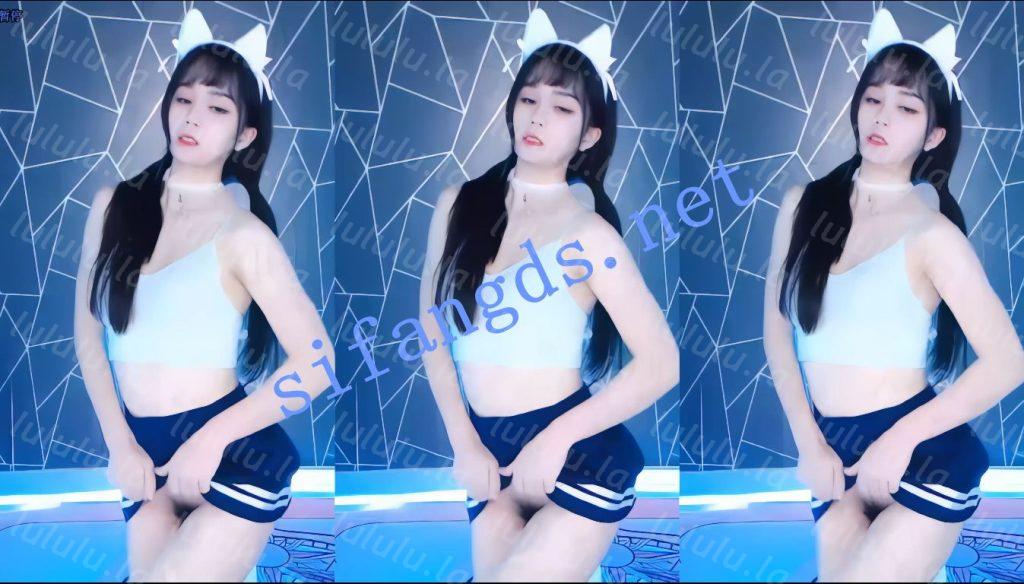 【虎牙】白菜妹妹（CC 林忆忆) 大尺度脱罩漏穴珍藏版9V 预览图 5