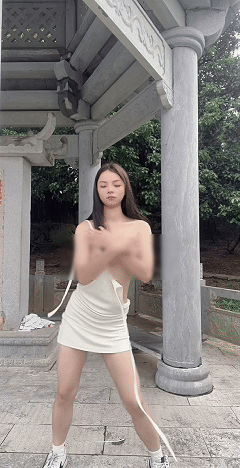 推特西西团队圆乳小师妹 安慕曦8月VIP户外裸舞长时掰穴自慰 预览图 3
