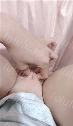 推特新晋福利姬 qiqi 定制裸舞、顶级VIP福利 动感反差抖音风 预览图 10