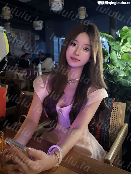 顶级女神被金主调教泄密流出 [21p+14V/1.02G] 预览图 3