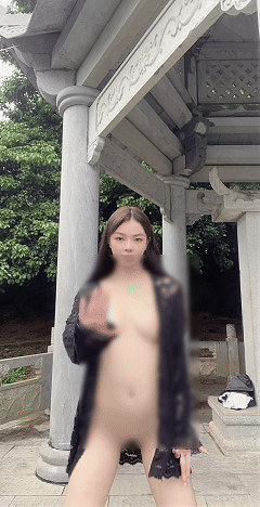 推特西西團隊圓乳小師妹 安慕曦7 月VIP戶外露出反差裸舞 300MB 预览图 2