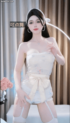 【畅聊 乔安】情趣透视瑜伽裤 手伸进衣内揉奶骚表情 热裤