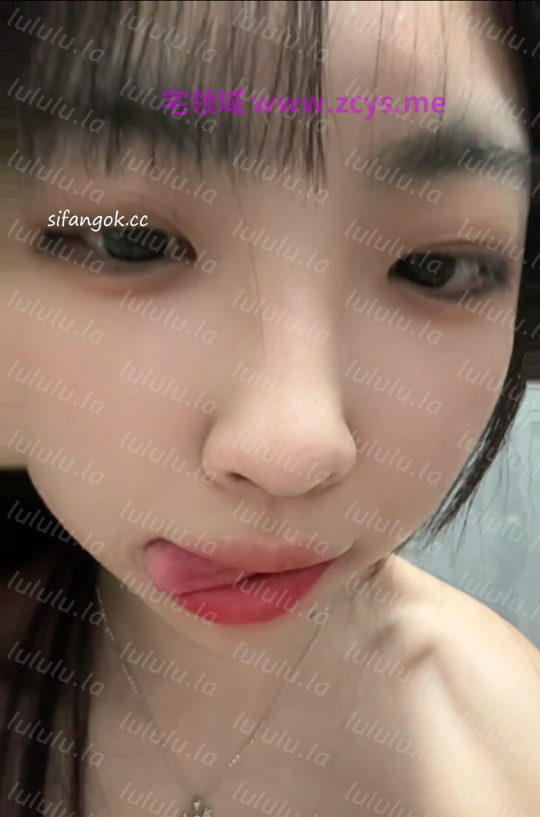 足控 易直播 萱萱吖 骚足自慰舔脚福利（7V,556M） 预览图 2