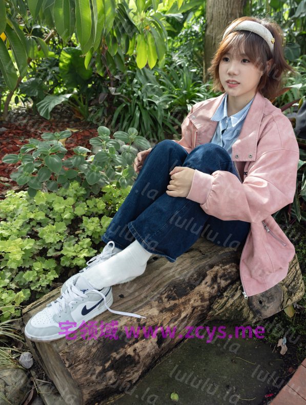 她们印象 NO.085 菲菲 板鞋白袜 【137P1V2.7G】 预览图 2