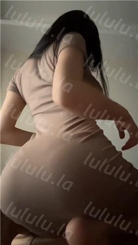 【不要在线解压】快手抖音身材博主 那只壶 美臀福利诱惑 圆润饱满美极了 预览图 4