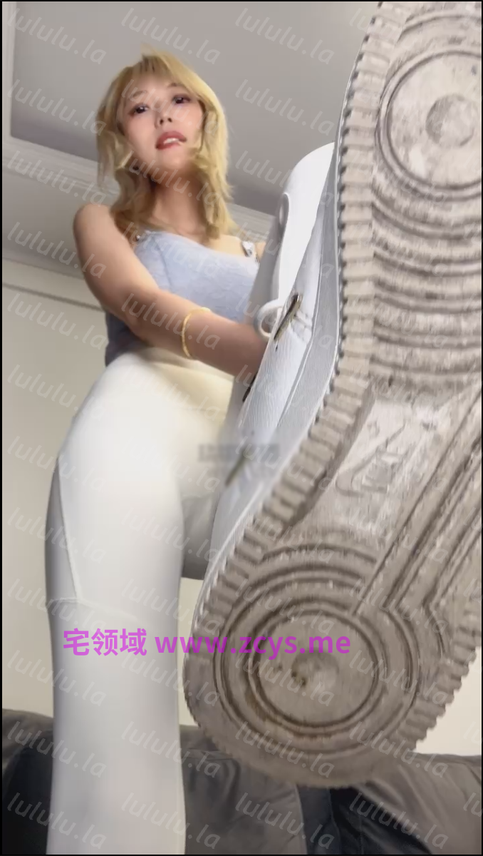 玩物直播酒鸽-260724 巨人视角瑜伽裤里丝白棉袜空军【1V】【361MB百度云】 预览图 3