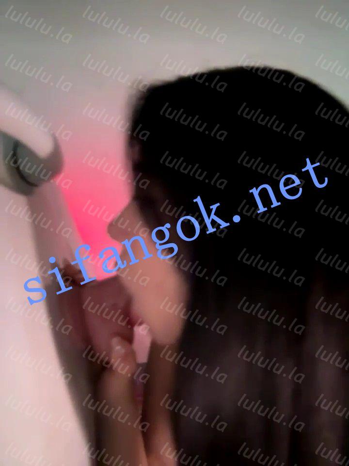 ☛ST开票【anqi6376】顶级荡妇停车场露出全裸自慰高射炮喷水 预览图 9